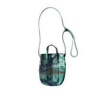 画像をギャラリービューアに読み込む, [2235] US Army Camo Quilting Mini Tote Bag
